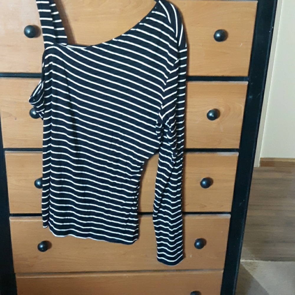NWOT one shoulder top